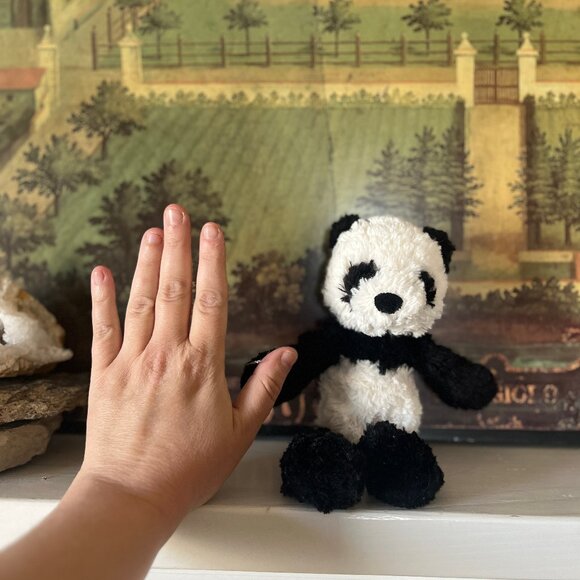 Small Bashful Panda Retired Jellycat - Picture 2 of 8